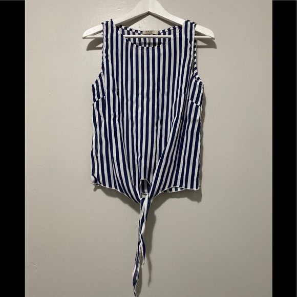 wi co Tops - ▫️wi co Striped Tank▫️